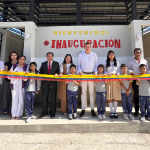 Estudiantes de la Unidad Educativa Nambacola se benefician con la entrega de  infraestructura educativa