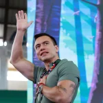 Noboa escribe una bitácora personal para detener la caída de su imagen pública