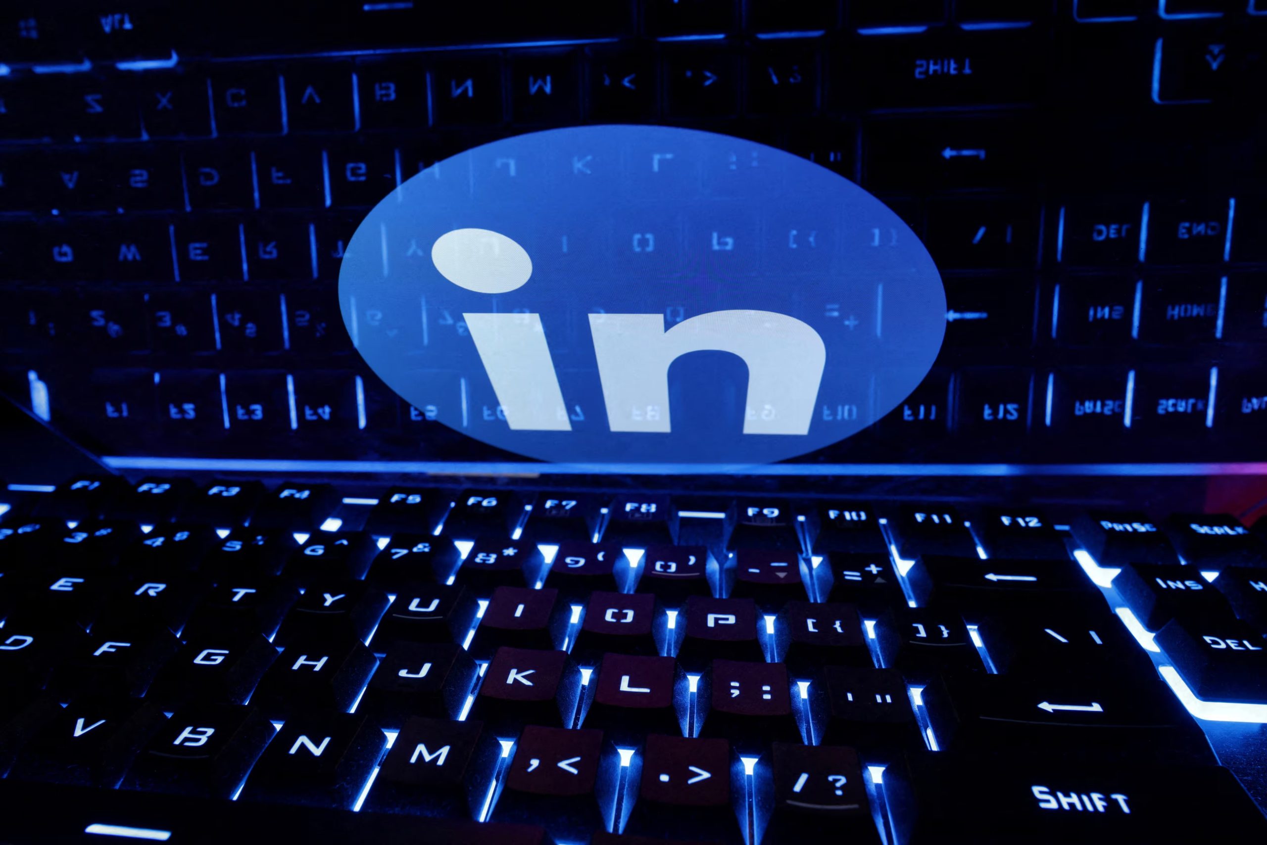 La historia de Roberto 'Pico' Lopes cambió en 2018, cuando recibió un mensaje en LinkedIn escrito en portugués.

REUTERS/Dado Ruvic 