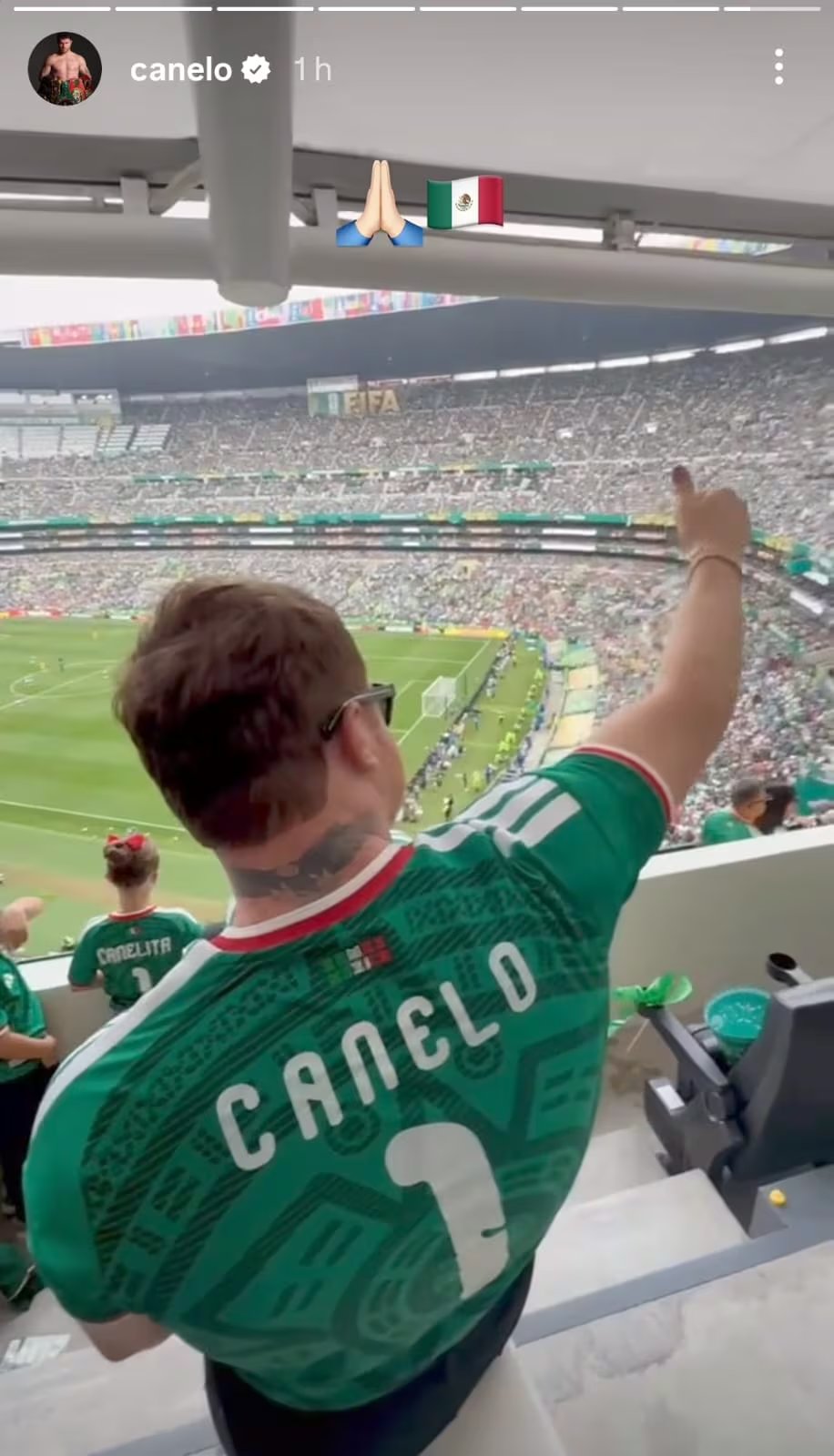 El público se rindió ante el boxeador supermediano en la inauguración del Mundial 2026. (Instagram / canelo)