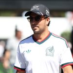 Checo Pérez revela sus cinco favoritos para el Mundial 2026 antes del GP de Barcelona