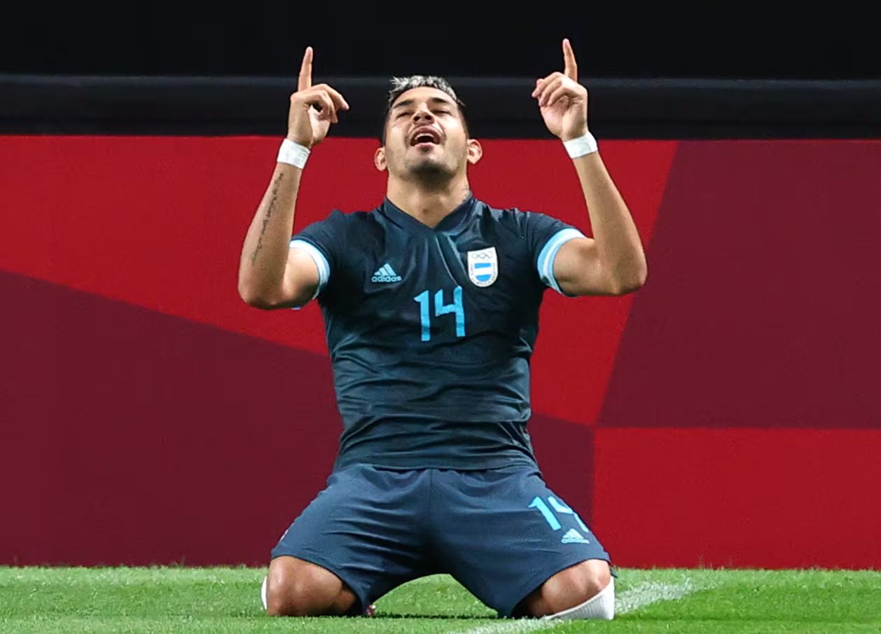Medina disputó los Juegos Olímpicos de Tokio 2020 con la selección argentina (REUTERS/Kim Hong-Ji)
