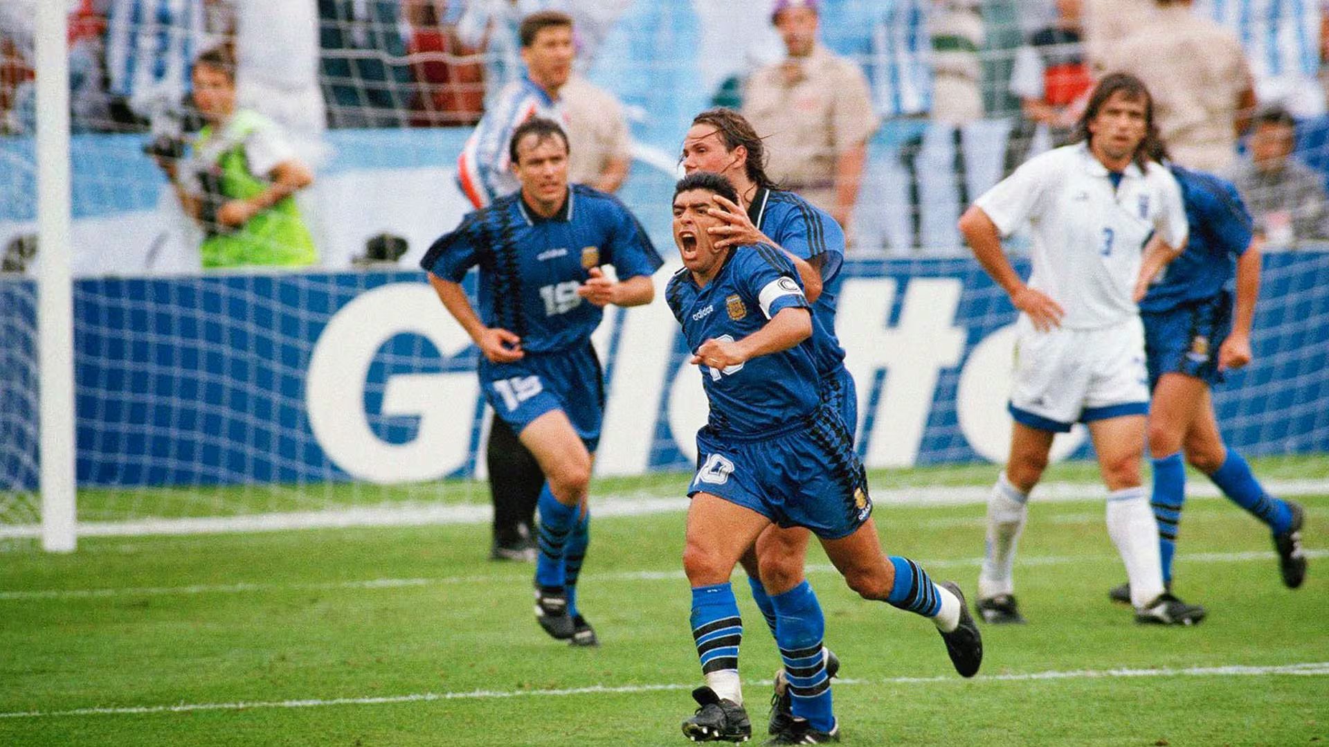 El 21 de junio de 1994 Argentina venció 4-0 a Grecia en el Mundial con tres goles de Batistuta y uno de Maradona, el último del 10 en una Copa del Mundo