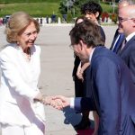 Doña Sofía retoma el privilegio del blanco en su audiencia con el Papa León XIV