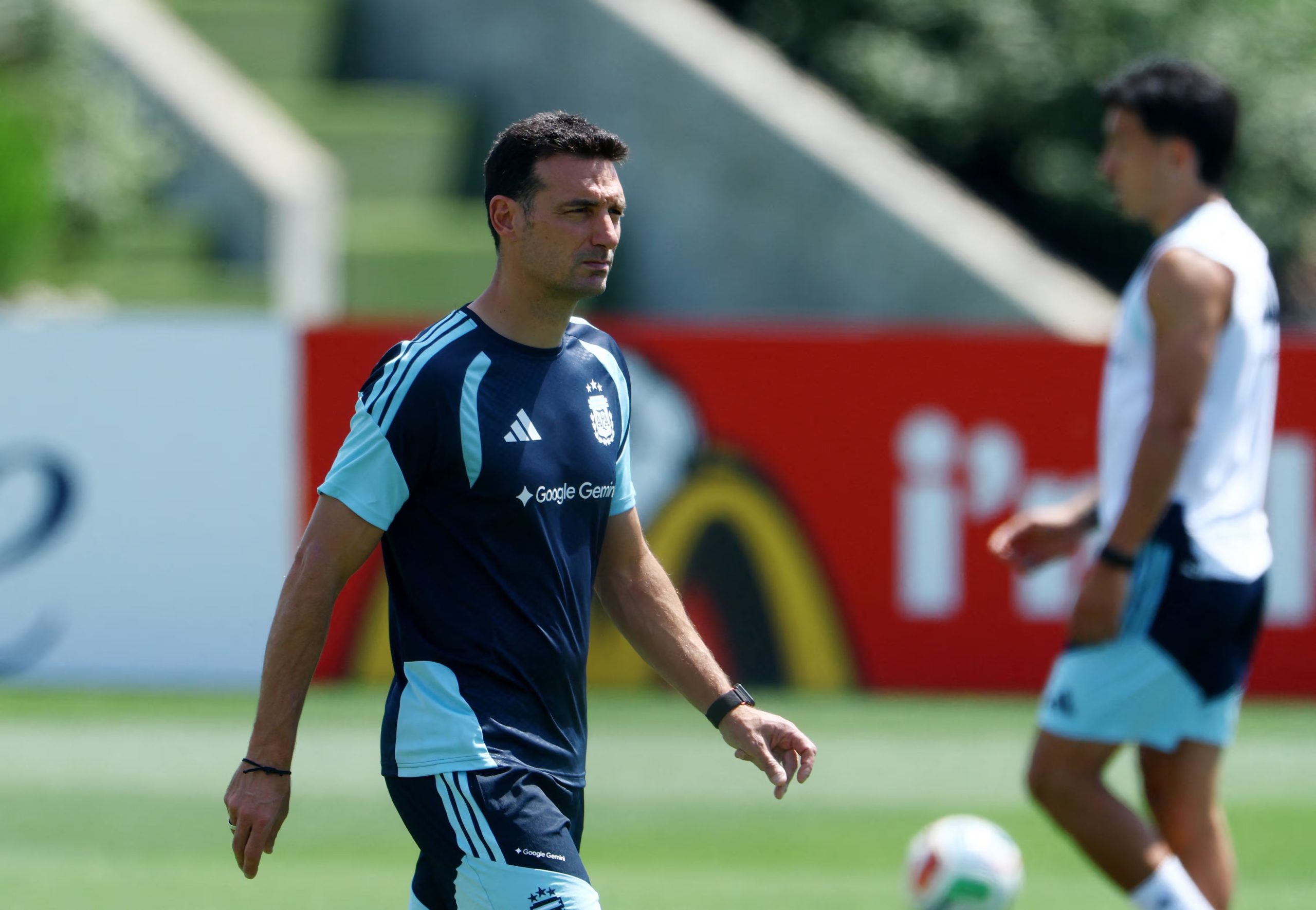 Scaloni, sin dudas en el equipo de Argentina para jugar ante Austria, por la segunda fecha del Mundial 2026 (REUTERS/Hannah Mckay)
