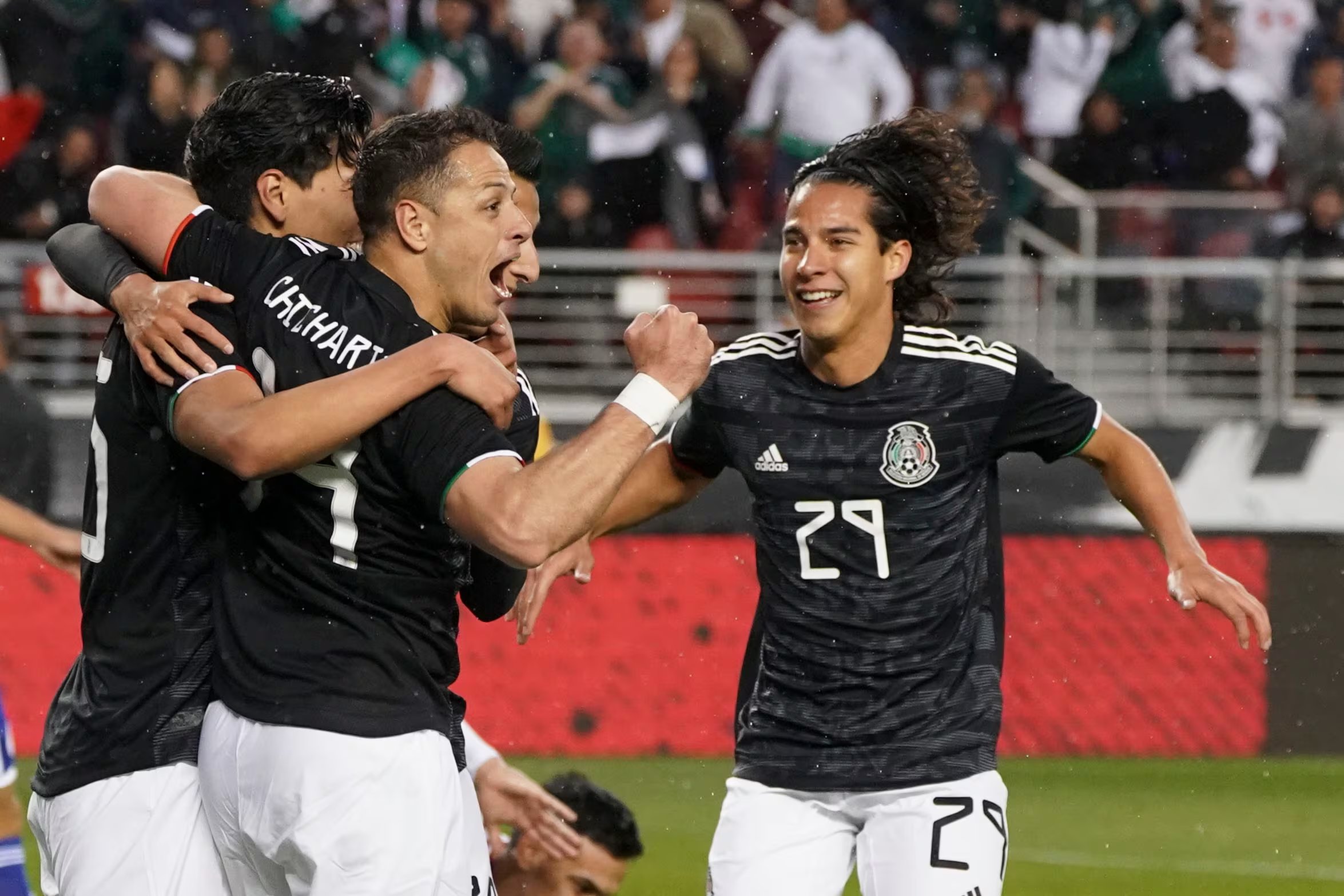 El tiro desde los once pasos es un episodio sombrío para el Tri. (Credit: Kyle Terada-USA TODAY Sports)