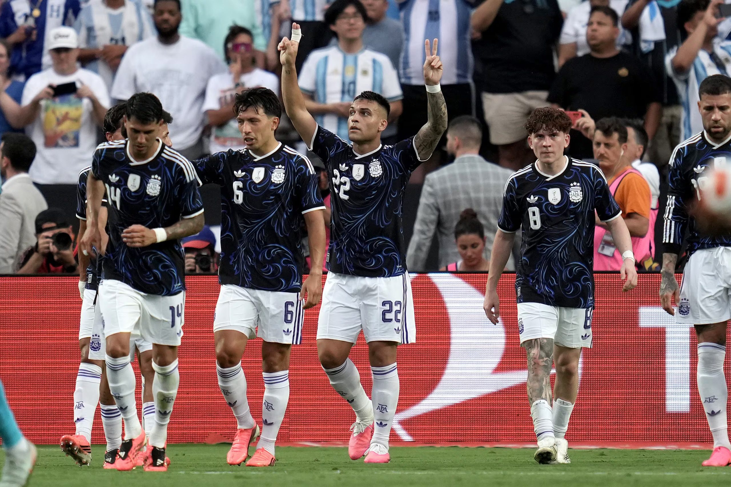 La selección argentina cerrará su preparación previa al Mundial chocando contra Islandia (AP Foto/Sam Craft)