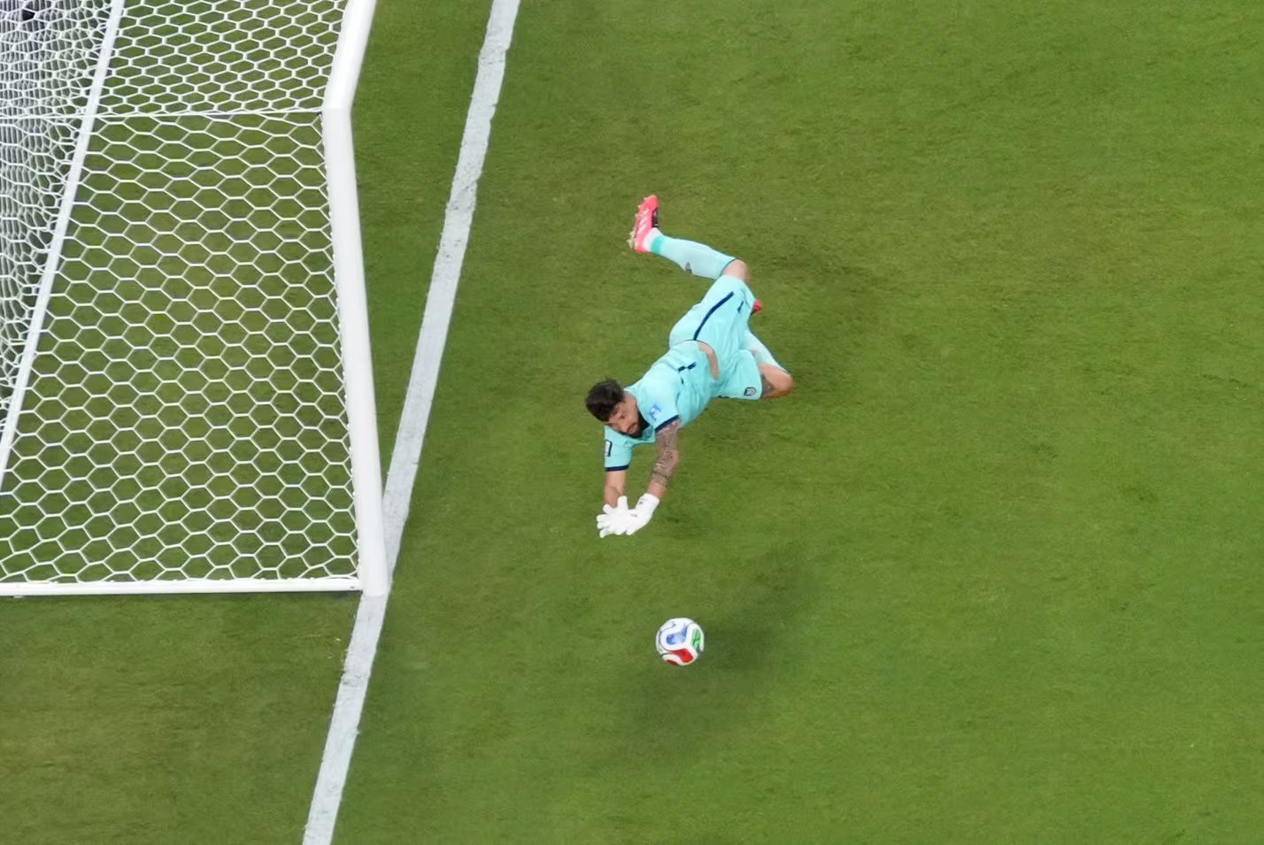 Galíndez realizando una parada (REUTERS/Issei Kato)