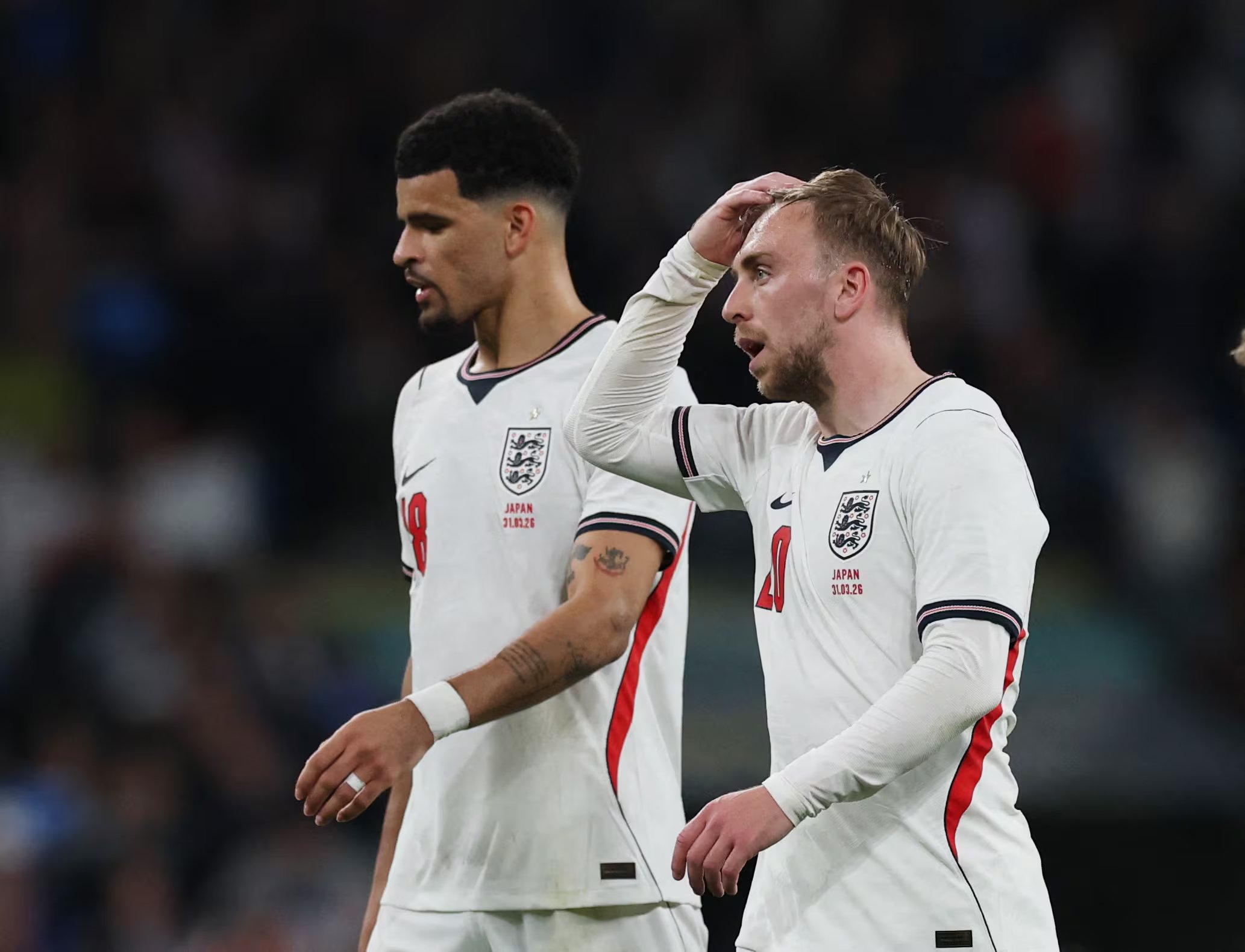 La camiseta que utilizará Inglaterra (Reuters/Paul Childs)