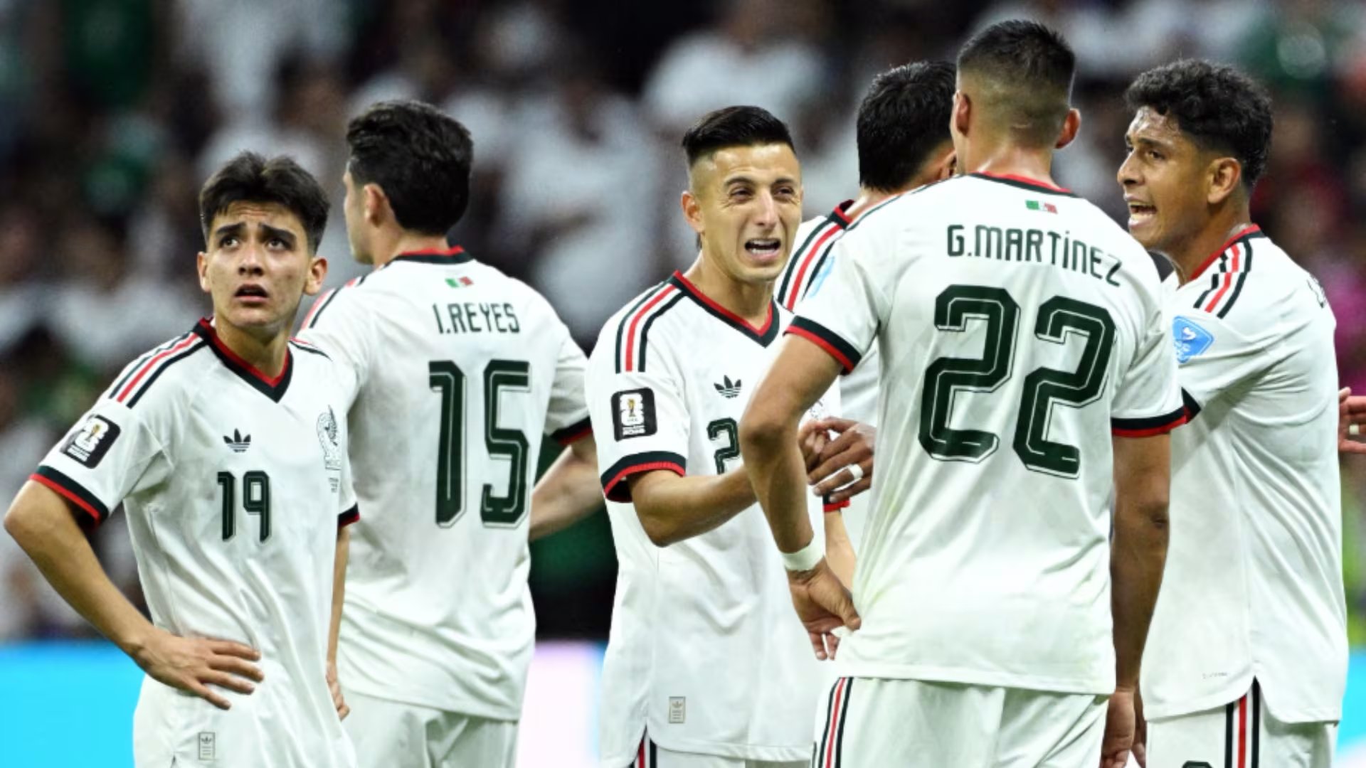 El equipo del Vasco Aguirre ha sacado los resultados sin ser tan vistoso en su juego. REUTERS/Annegret Hilse (REUTERS)