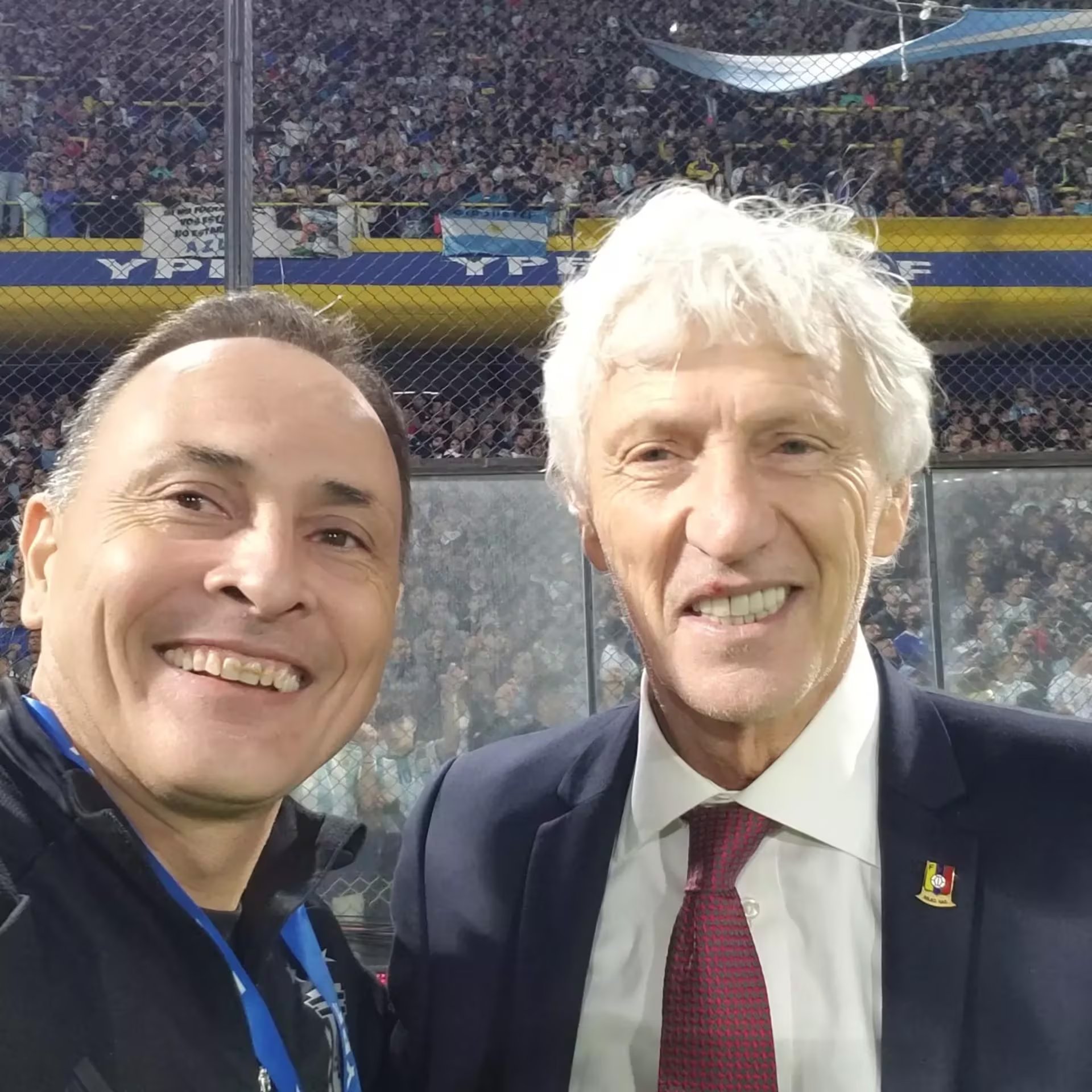 Daniel Martínez junto a José Pekerman