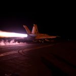 Estados Unidos bombardea objetivos militares en Irán tras ataque con dron a petrolero