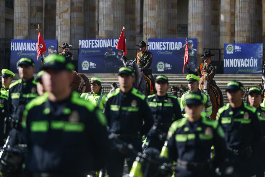Los uniformados consideran que es fundamental redefinir el abordaje contra los grupos armados - crédito John Paz/Colprensa