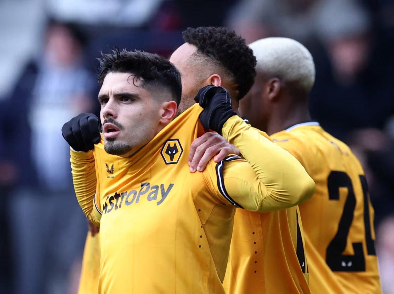 Pedro Neto reconoció cómo fue el proceso tras sus duras lesiones con el Wolverhampton de Inglaterra-crédito David Klein/REUTERS