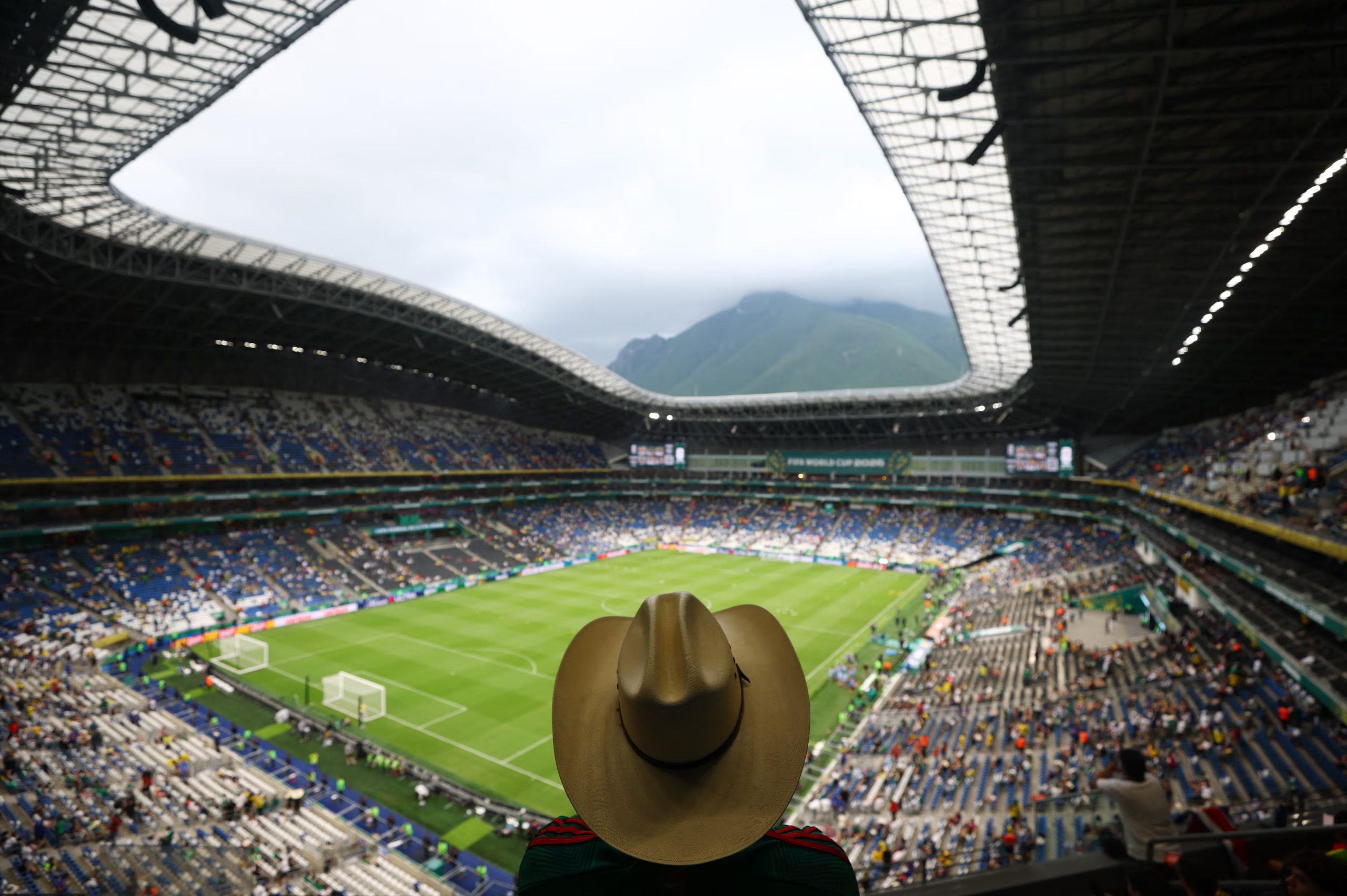 El partido entre Suecia y Túnez representó el primer partido mundialista en el Estadio Monterrey (REUTERS/Raquel Cunha)