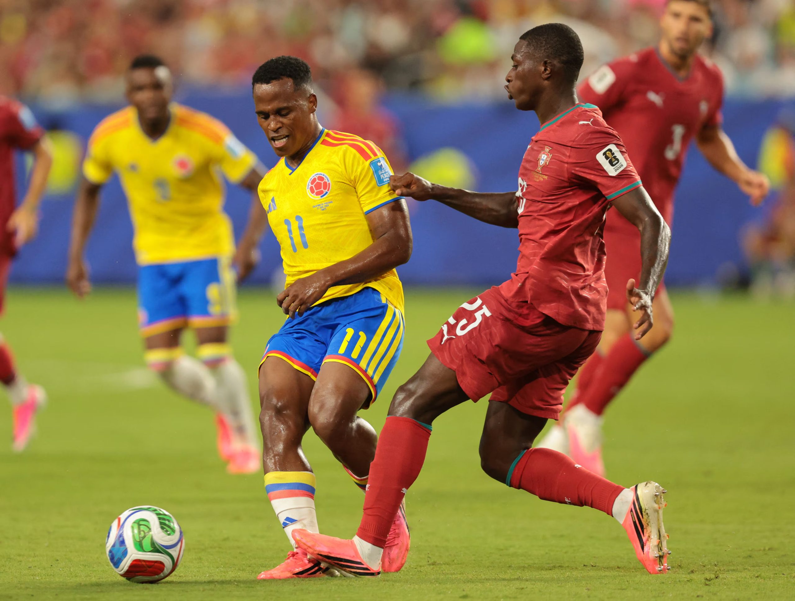 Micah Richards destacó el nivel de James Rodríguez y elogió la energía de Jhon Arias tras el empate de Colombia con Portugal - crédito Sam Navarro/IMAGN IMAGES via Reuters