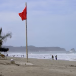 Alerta por oleaje en 41 playas del Ecuador hasta el 8 de junio