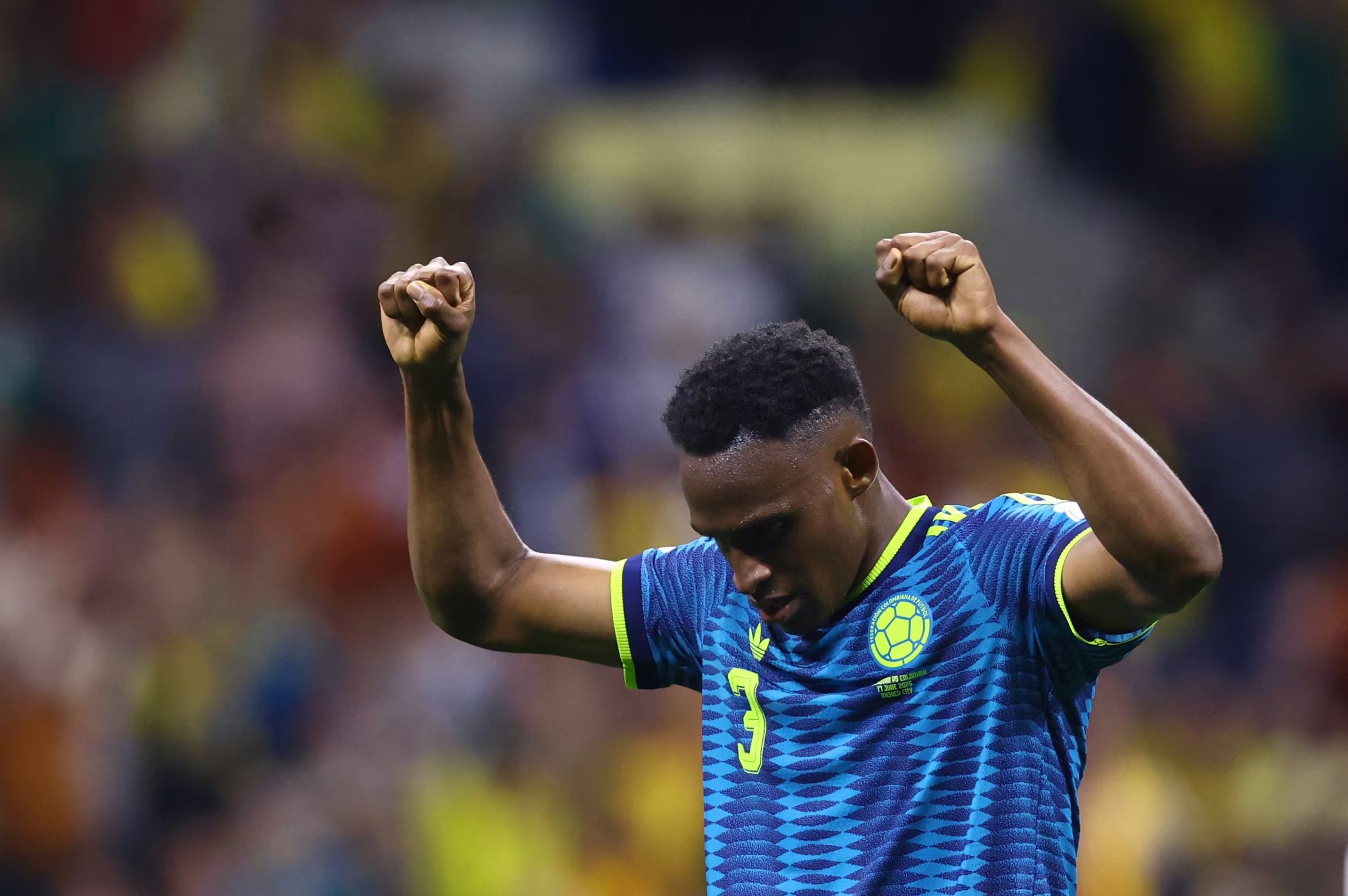 Jhon Lucumí quiere ser el hombre que frene a Cristiano Ronaldo en Miami, para darle el triunfo a Colombia - crédito Raquel Cunha/REUTERS