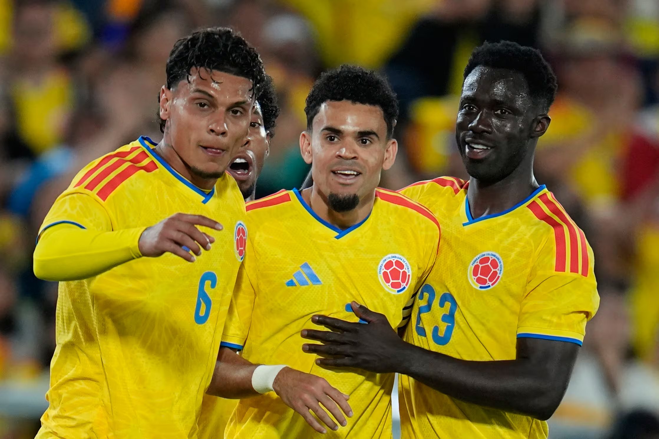 El último gol de Luis Díaz con la selección Colombia fue en la despedida contra Costa Rica en la ciudad de Bogotá - crédito AP Foto/Fernando Vergara