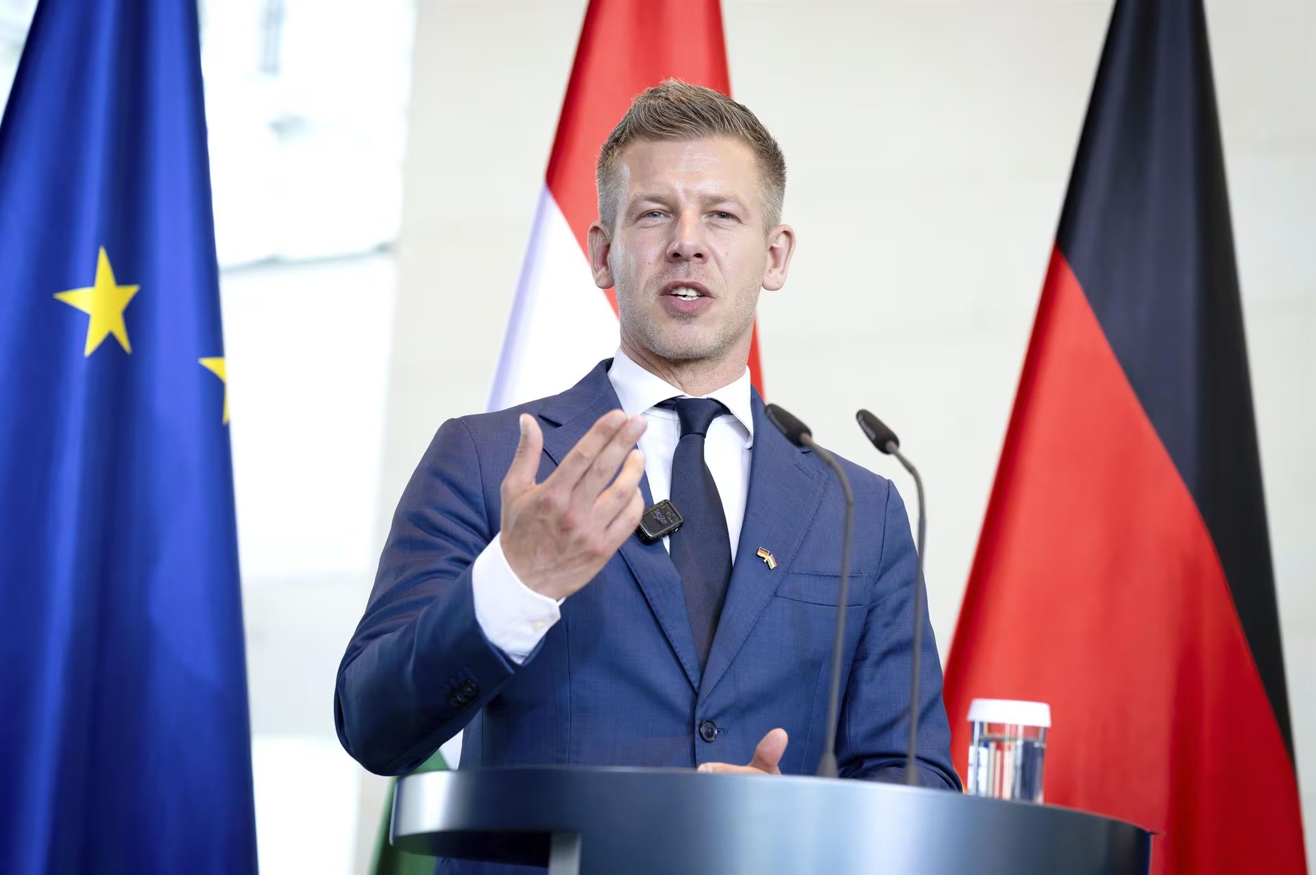 El primer ministro húngaro Peter Magyar eliminó el veto que bloqueaba el avance de Ucrania hacia la Unión Europea tras pactar con Kiev sobre derechos de minorías (Europa Press)