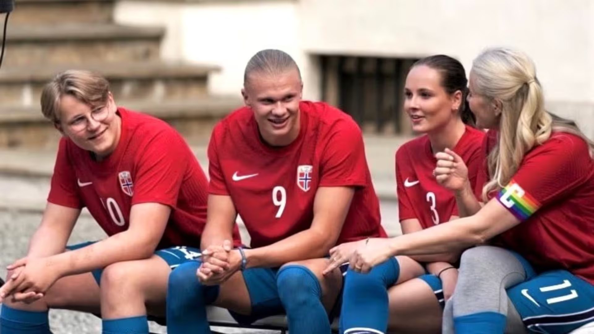 Erling Haaland jugó en el equipo de las princesas Mette-Marit e Ingrid Alexandra (Casa Real)