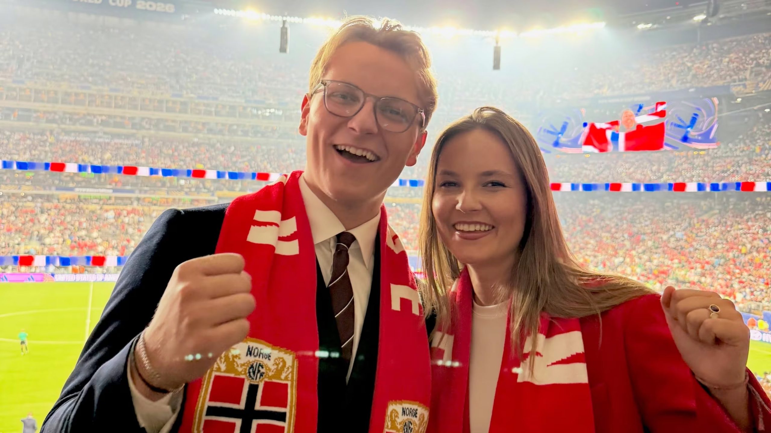 Sverre Magnus e Ingrid Alexandra de Noruega en el Mundial. (Instagram @detnorskekongehus)