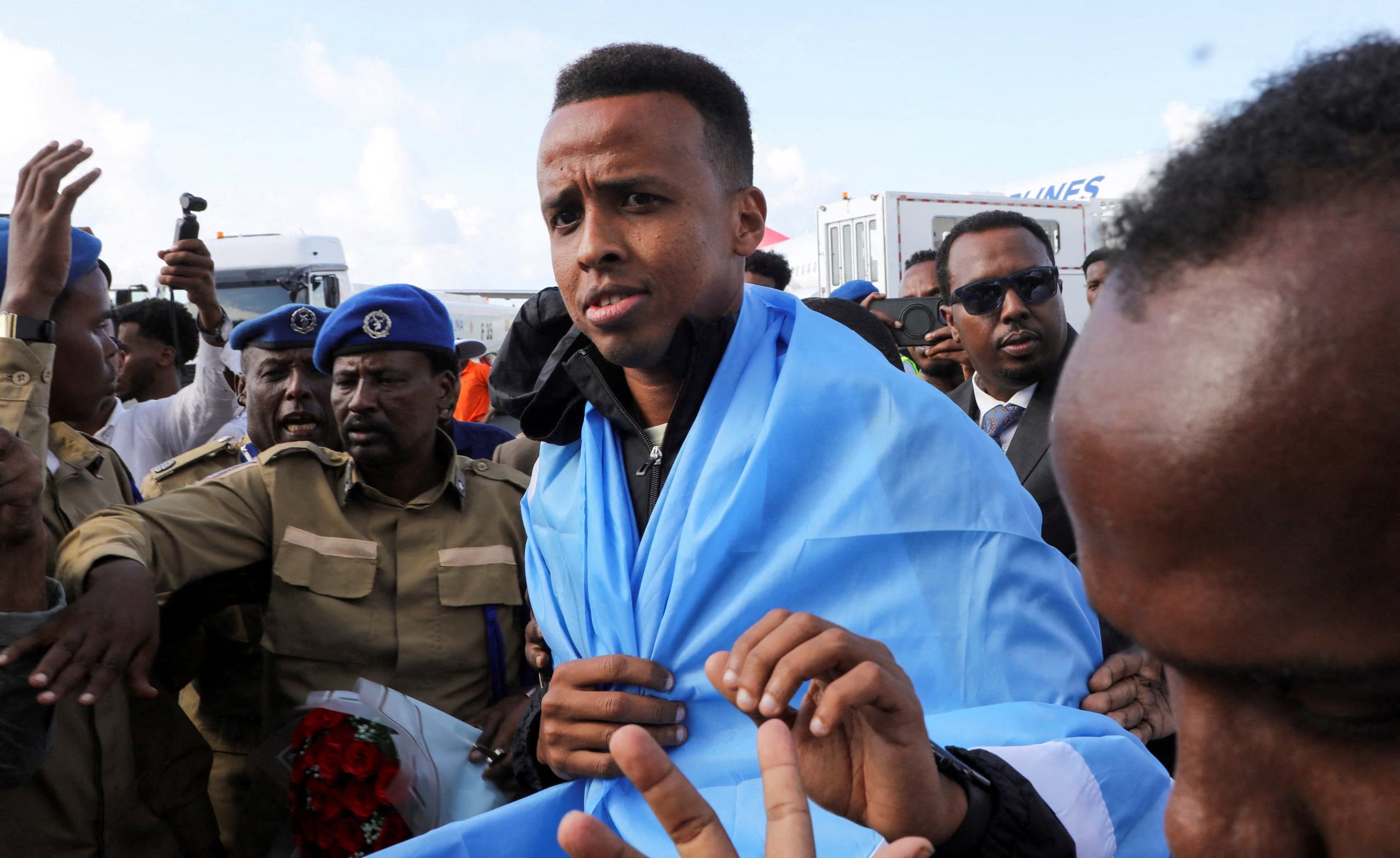 El árbitro somalí Omar Abdulkadir Artan, expulsado de Estados Unidos. (Reuters/Feisal Omar)