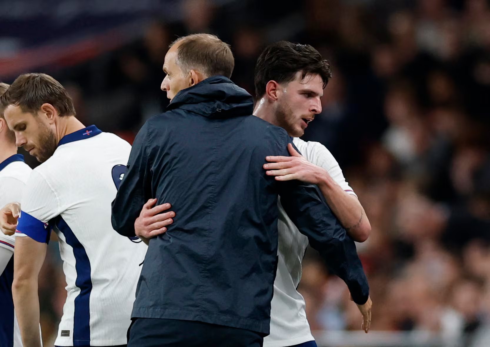 Declan Rice fue confirmado como subcapitán de Inglaterra para el Mundial, con el respaldo de Tuchel desde la concentración en West Palm Beach (Reuters)