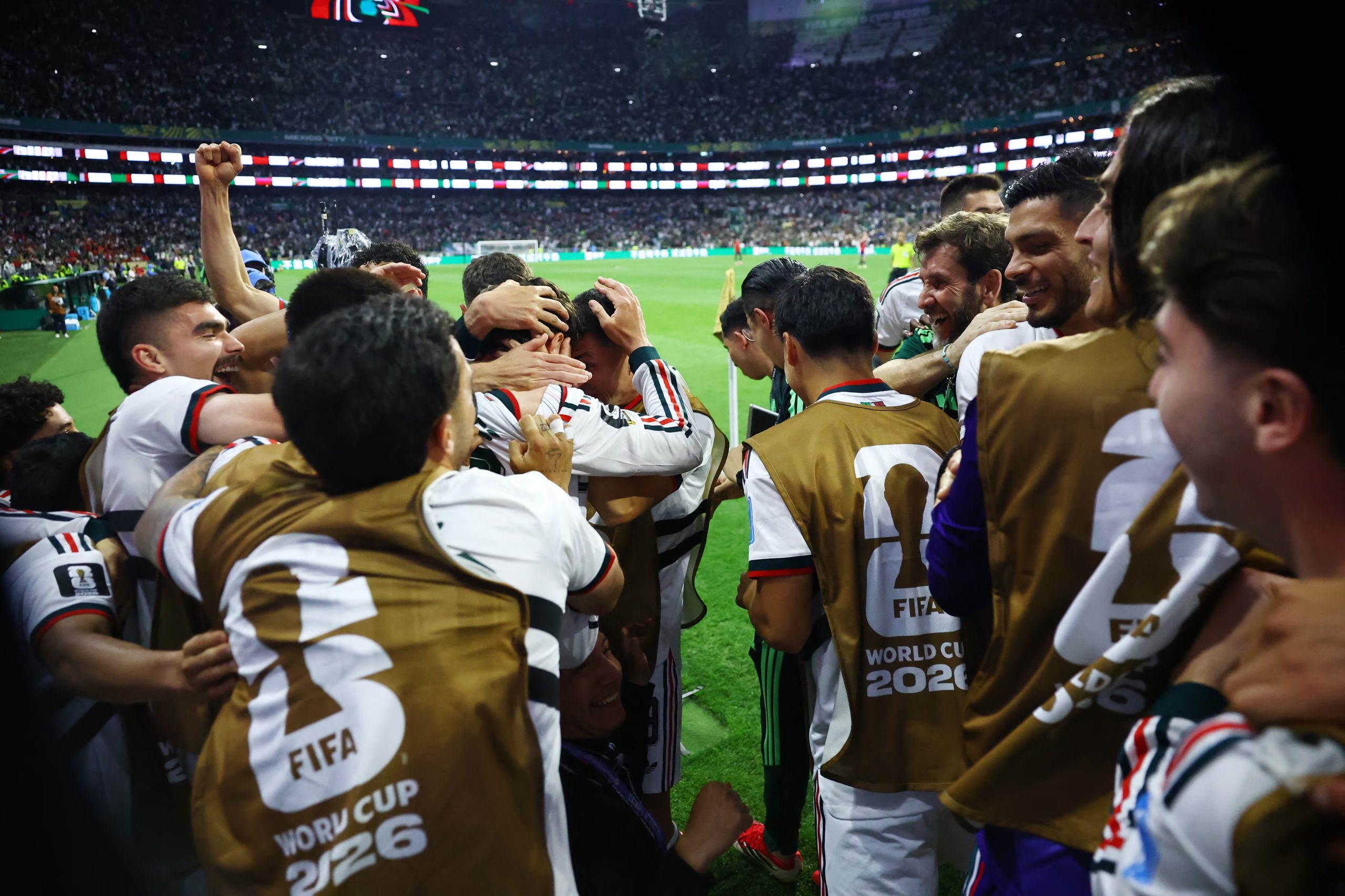 Mateo Chávez hizo gritar al estadio Ciudad de México. REUTERS/Pedro Nunes