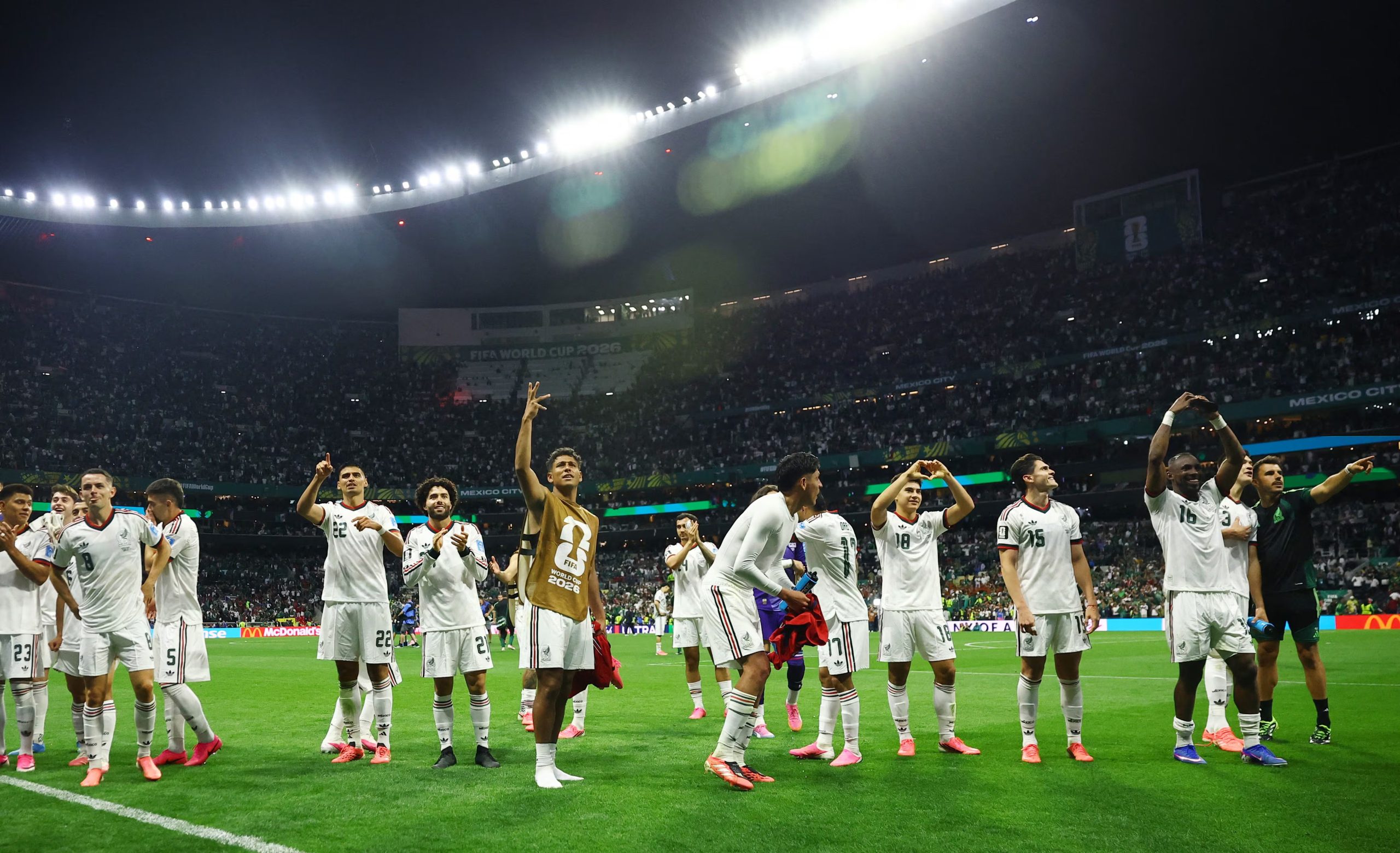 El Tricolor disfruta de la victoria en el estadio Ciudad de México. REUTERS/Pedro Nunes