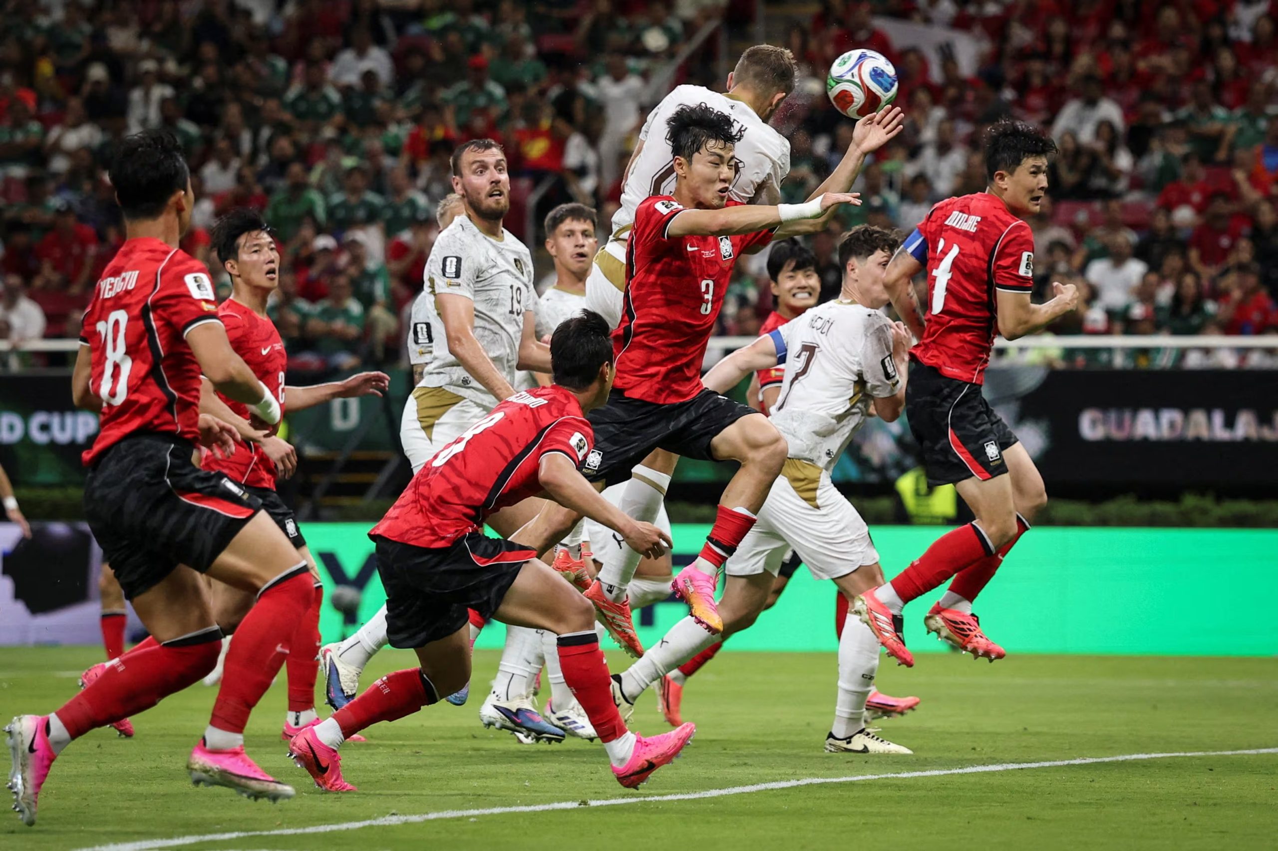 Soccer Football - FIFA World Cup 2026 - Group A - South Korea v Czech Republic - Estadio Guadalajara, Guadalajara, Mexico - June 11, 2026 Czech Republic's Tomas Soucek scores a goal that was later disallowed REUTERS/Paul Childs TPX IMAGES OF THE DAY SEARCH 