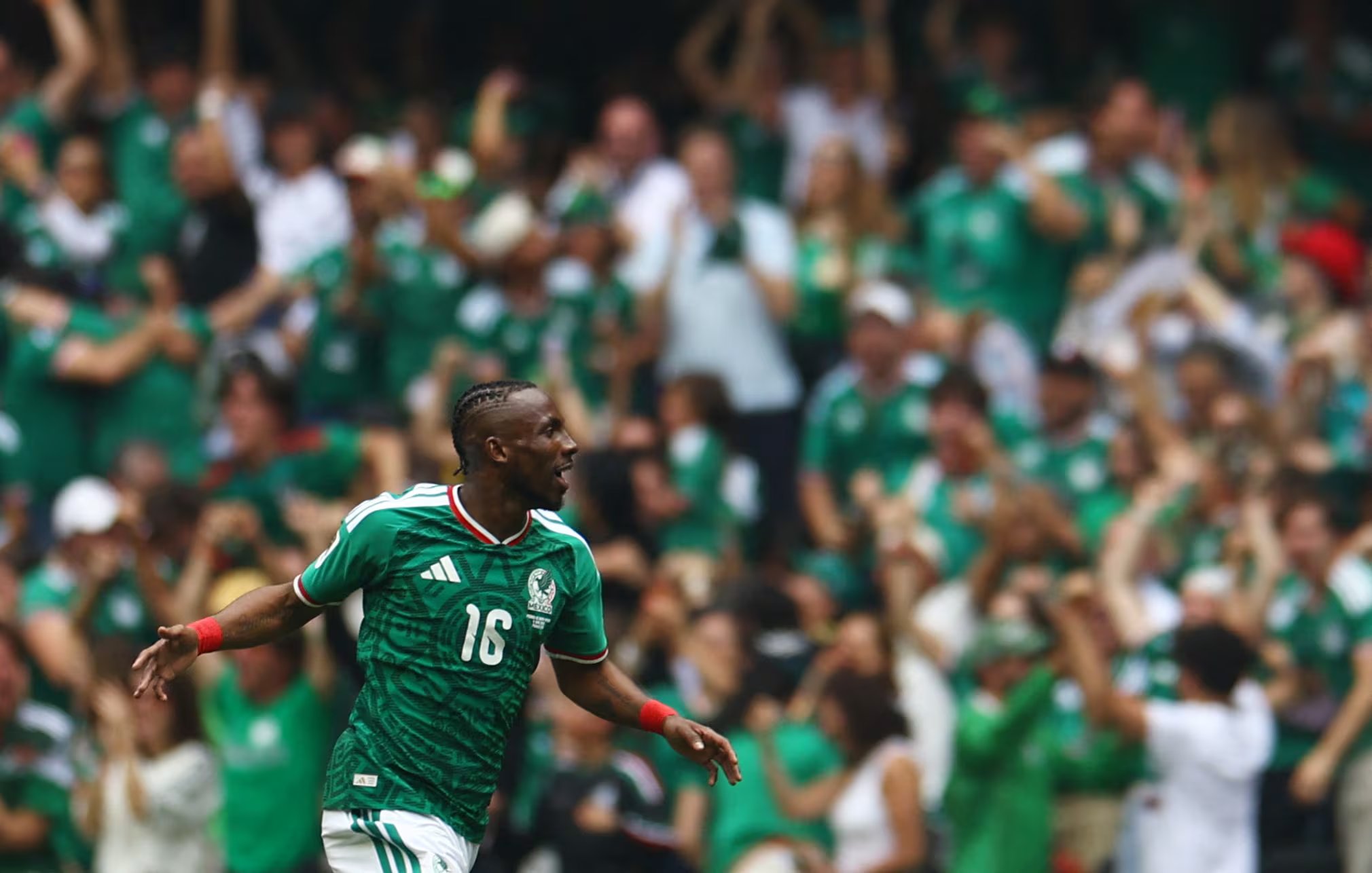 Soccer Football - FIFA World Cup 2026 - Group A - Mexico v South Africa - Estadio Azteca, Mexico City, Mexico - June 11, 2026 Mexico's Julian Quinones celebrates scoring their first goal REUTERS/Hannah Mckay
