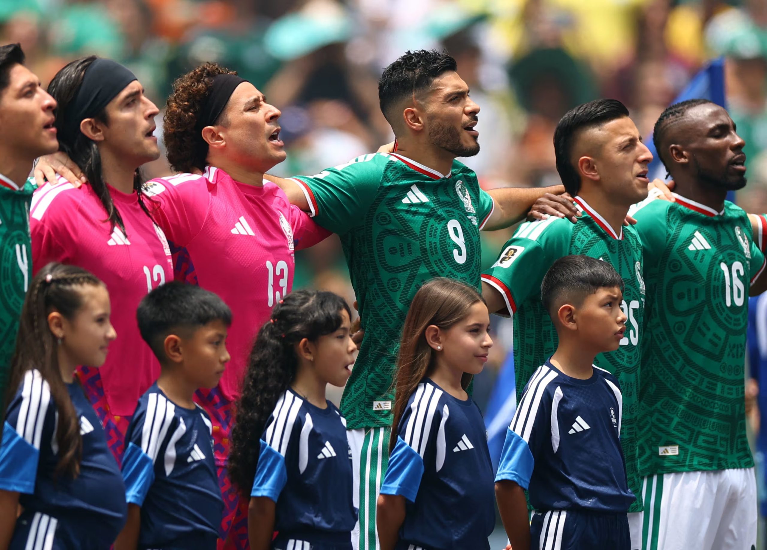 Soccer Football - FIFA World Cup 2026 - Group A - Mexico v South Africa - Estadio Azteca, Mexico City, Mexico - June 11, 2026 Mexico's Carlos Acevedo, Guillermo Ochoa, Raul Jimenez, Roberto Alvarado and Julian Quinones line up during the national anthems before the match REUTERS/Hannah Mckay