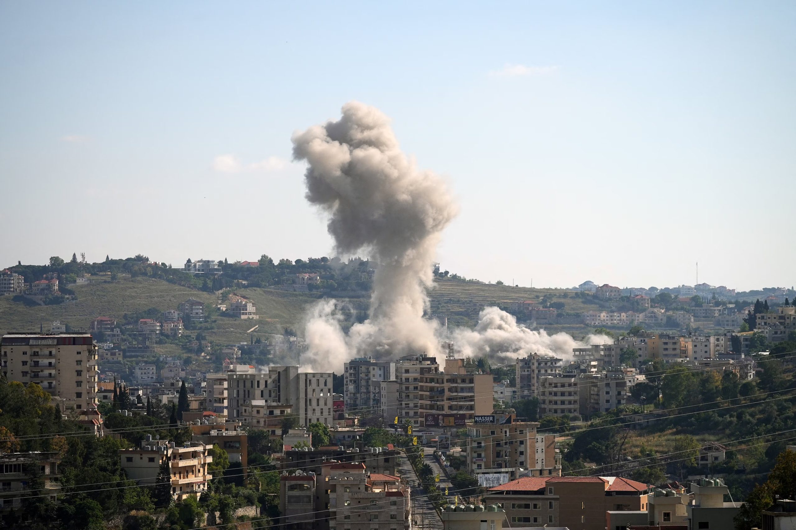 La decisión israelí llegó en medio de los esfuerzos para sostener un alto el fuego en la frontera entre ambos países (REUTERS)