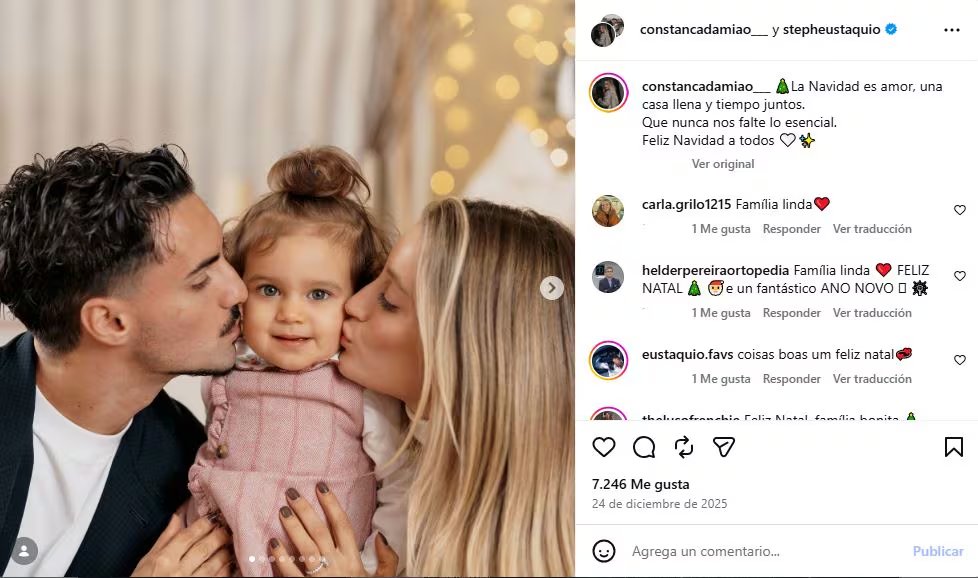 Stephen Eustáquio, junto a su esposa Constança Damião y la hija de ambos (@stepheustaquio)