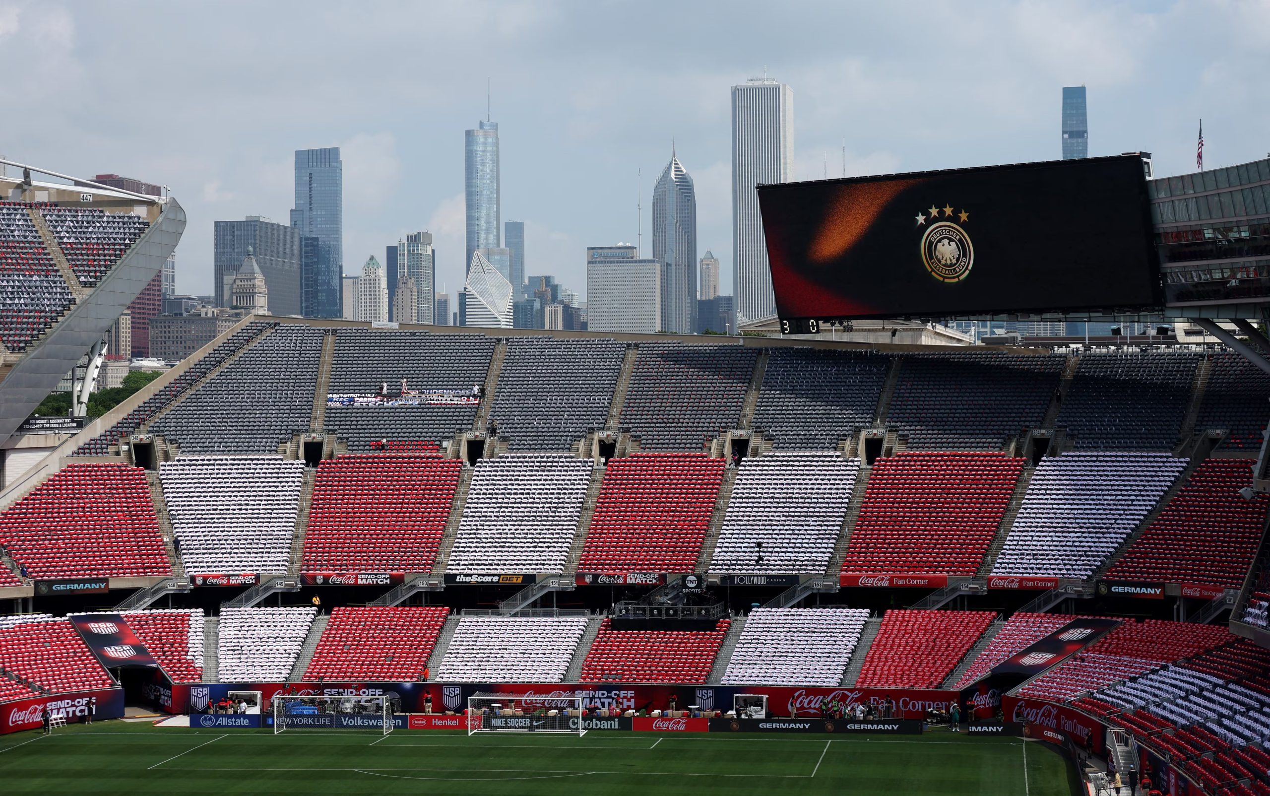 Tras el amistoso en Chicago, Estados Unidos viajará a California para enfrentar a Paraguay y Alemania se instalará en Wake Forest University antes de jugar en Houston (IMAGN IMAGES via Reuters/Talia Sprague)