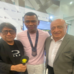 Iván Hurtado recibe reconocimiento en el Consulado de Ecuador en Queens
