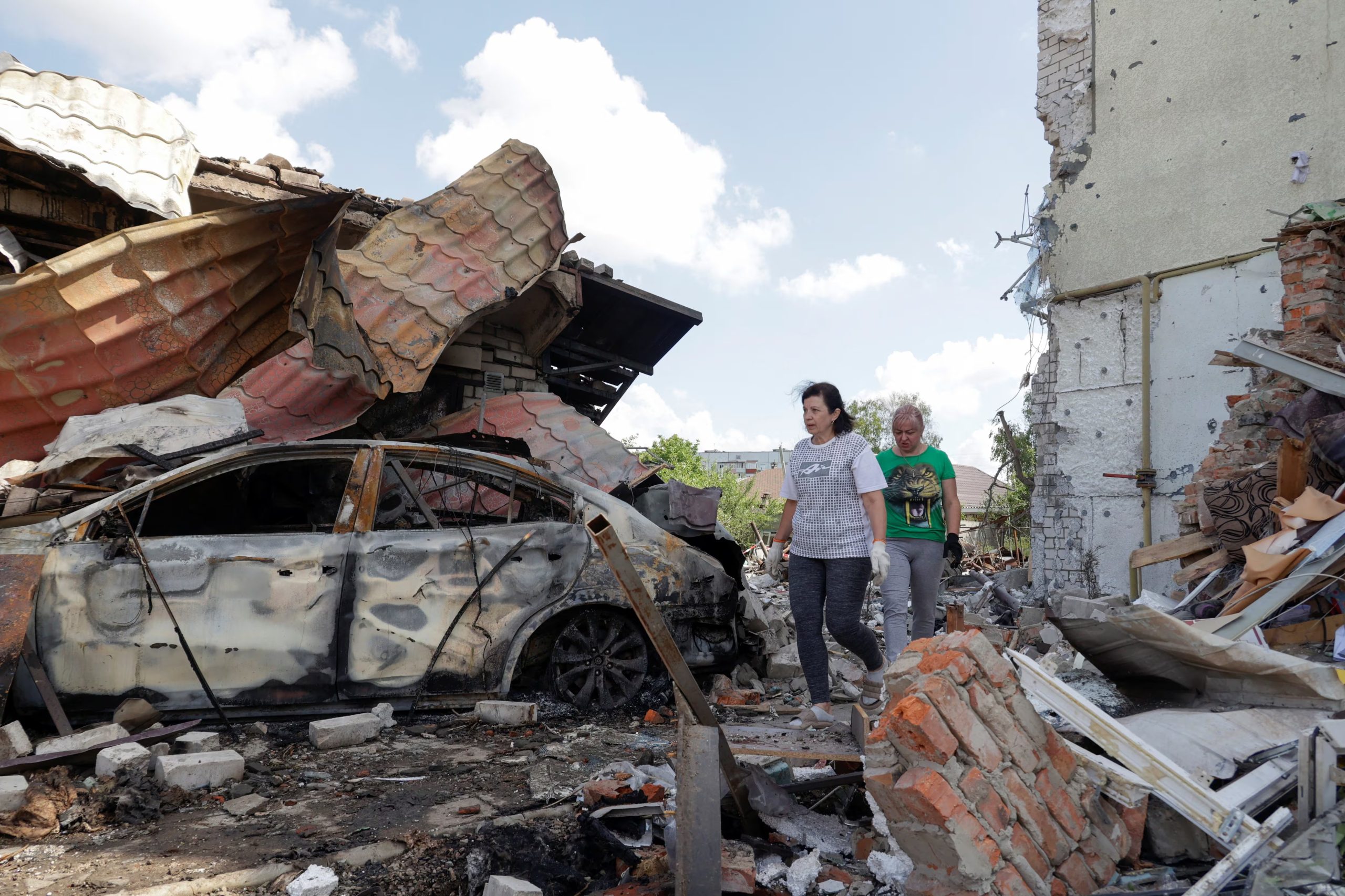 Los ataques rusos con drones alcanzaron Odesa y Kharkiv, donde se reportaron edificios residenciales dañados, heridos y al menos un fallecido. (REUTERS/ARCHIVO)