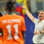 Beccacece estalla contra el arbitraje tras derrota de Ecuador ante Costa de Marfil