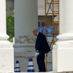 Trump amenaza con controlar el estrecho de Ormuz y cobrar el 20% del crudo