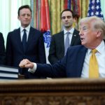 Trump asegura que Irán aceptó inspecciones nucleares y amenaza con bloquear Ormuz