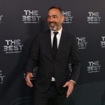 Campeón mundial 1998 se duerme en palco durante goleada de España