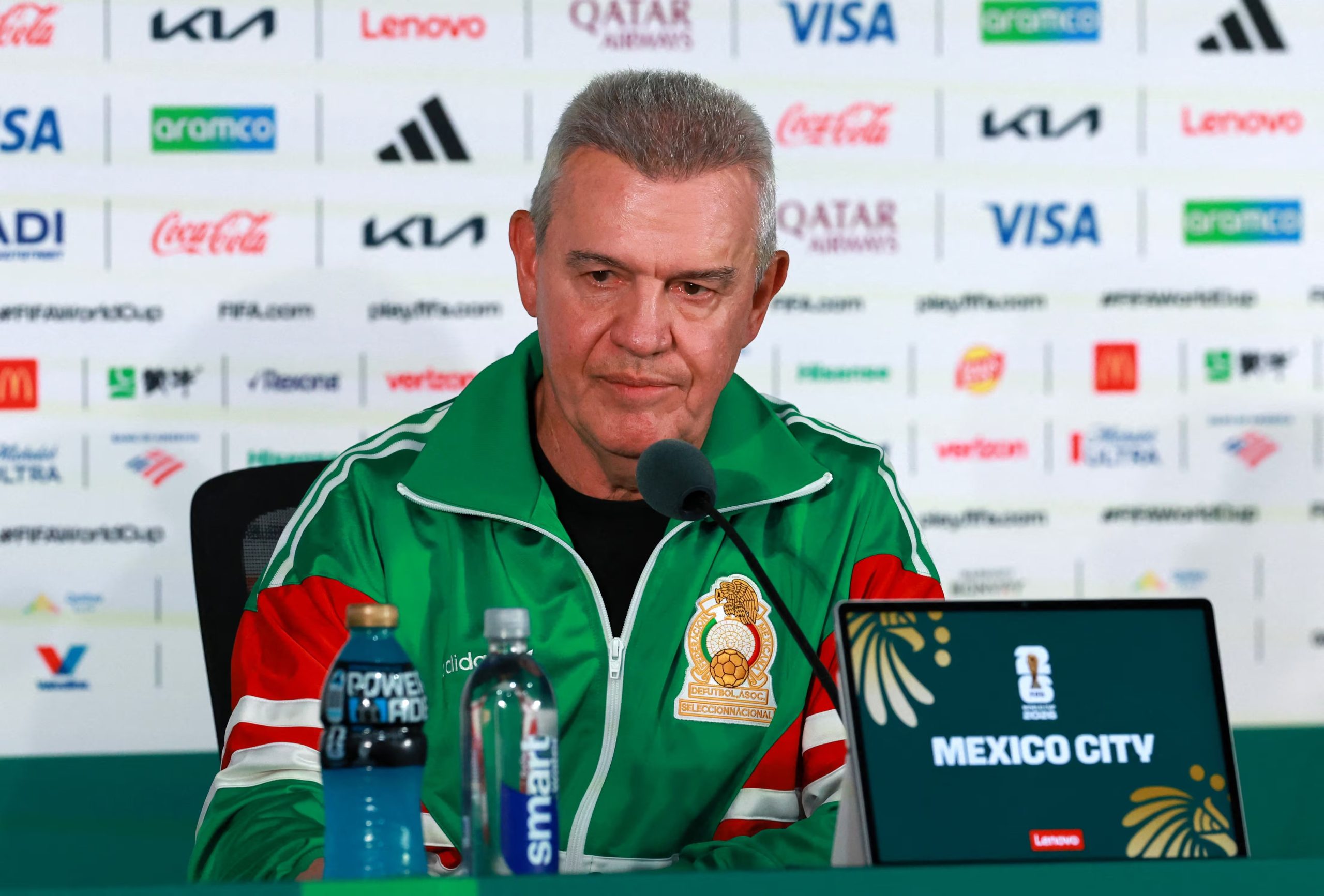 Fútbol - Copa Mundial de la FIFA 2026 - Conferencia de prensa de México - Estadio Azteca, Ciudad de México, México - 10 de junio de 2026 Javier Aguirre, seleccionador de México, durante la conferencia de prensa REUTERS/Henry Romero