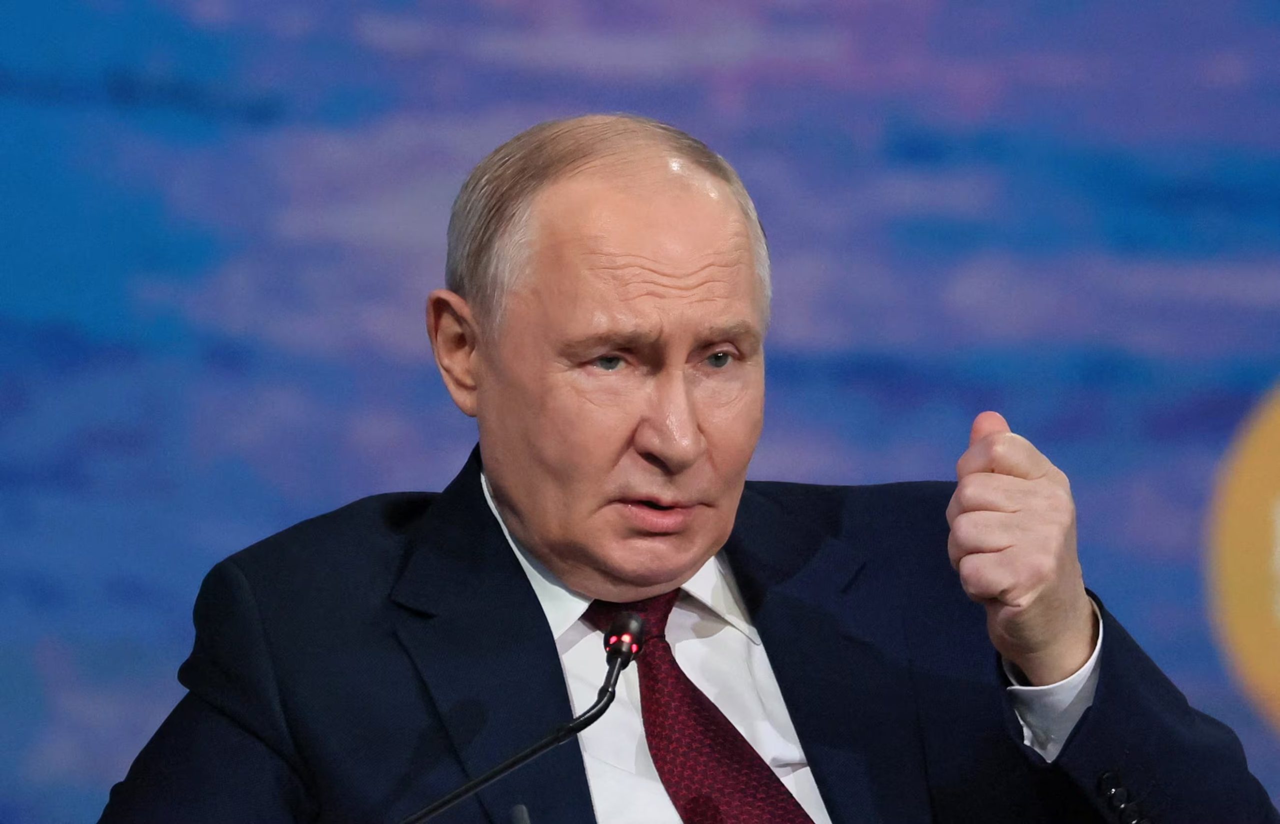 La economía en Rusia comenzó a sufrir un desgaste mayor en los últimos meses de la invasión (REUTERS/Anastasia Barashkova)