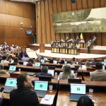 Asamblea reestructura la Comisión de Desarrollo Económico tras renuncia de Niels Olsen