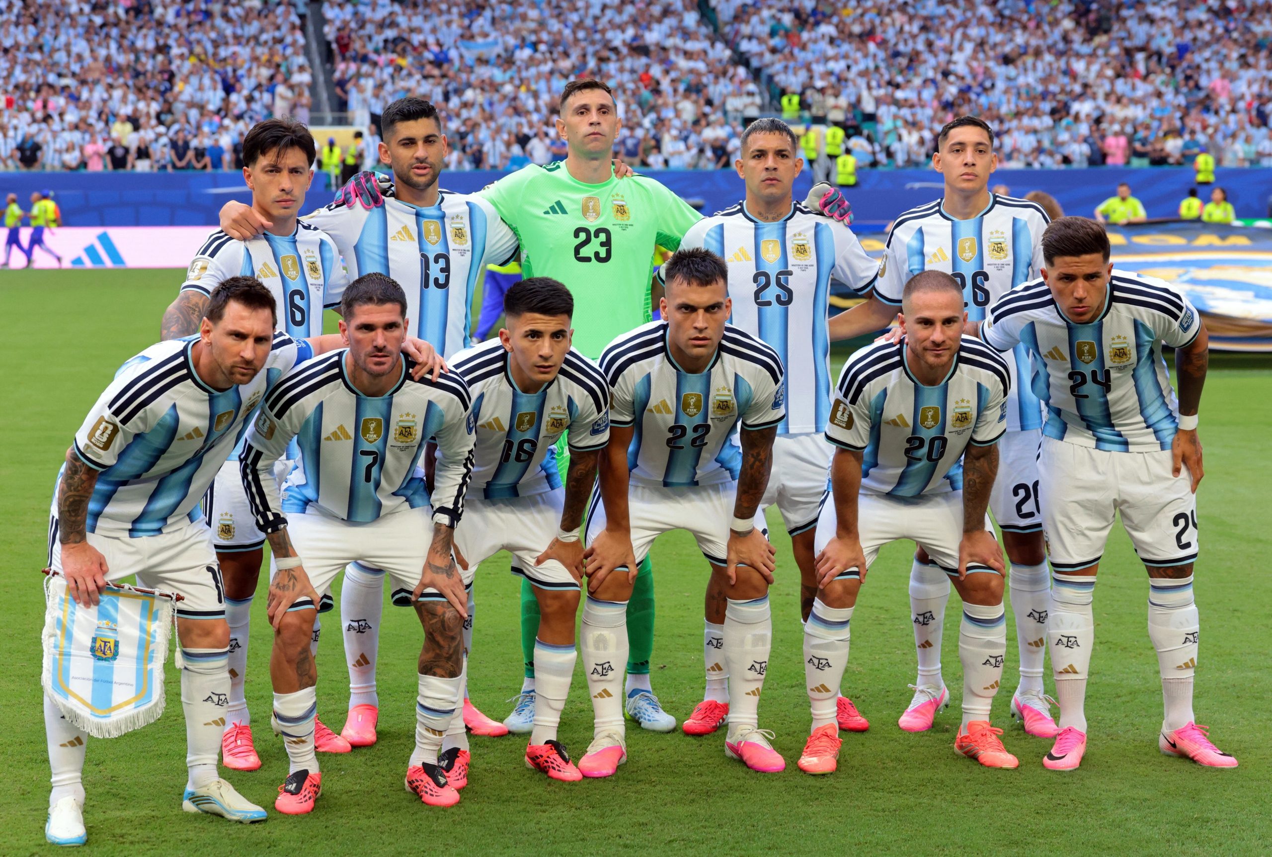 La foto de rigor previo al inicio de las acciones