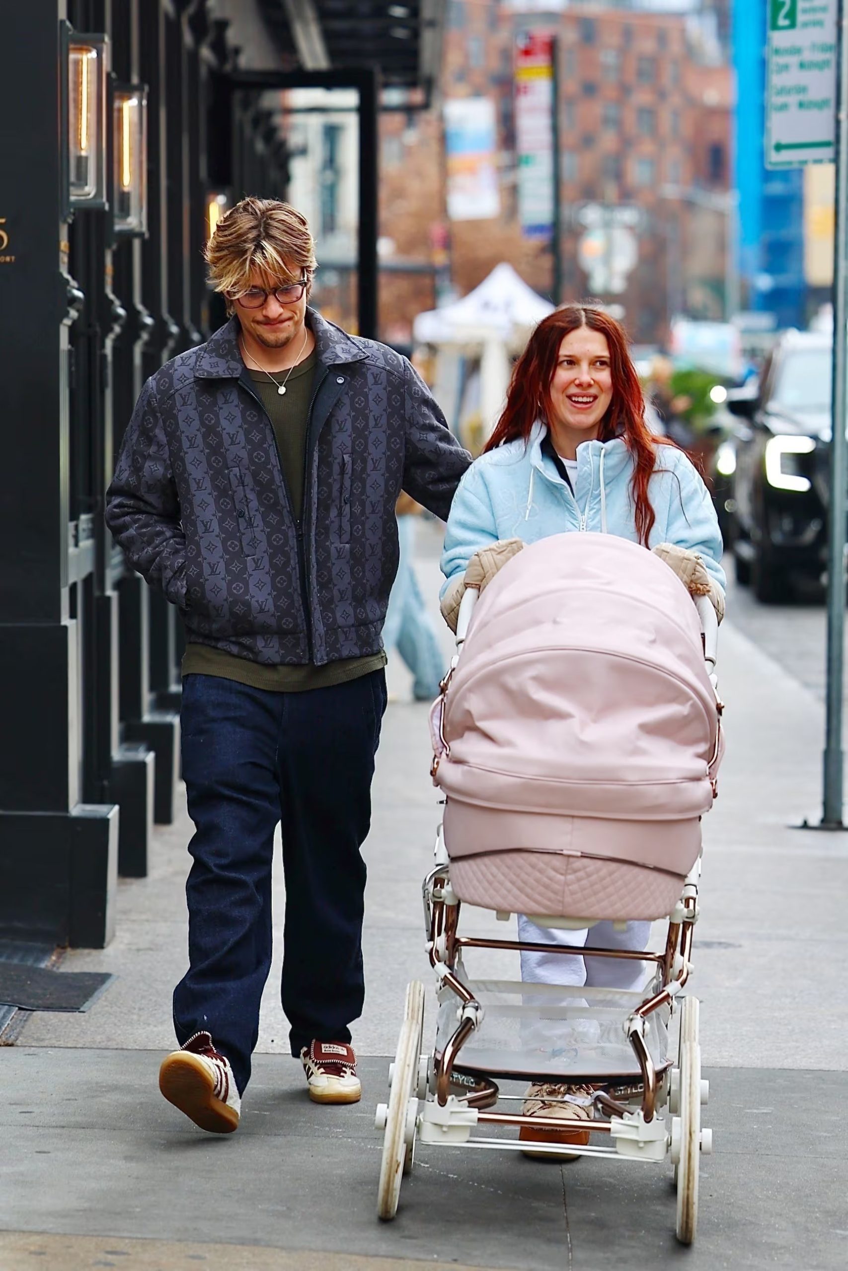 Brown habló sobre el vínculo con su hija y la manera en que cada juego compartido fortalece su relación familiar (Photo © 2025 Backgrid/The Grosby Group)
