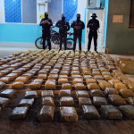 Policía decomisa más de 319 kilos de marihuana en operativo en el norte de Esmeraldas