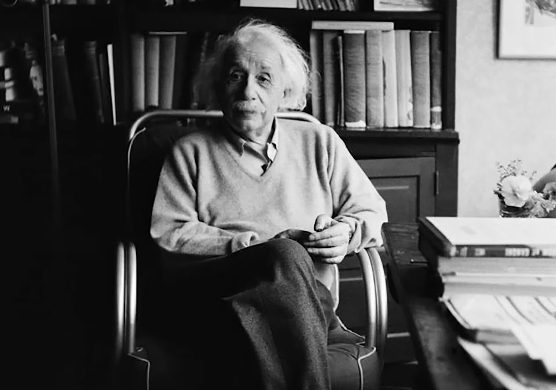 Einstein le recomendó a Roosevelt que se lanzara a la carrera por la bomba nuclear antes de que se le adelantaran los nazis. Después, manifestaría arrepentimiento.