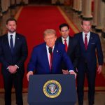 Trump reanuda bombardeos contra Irán y notifica al Congreso